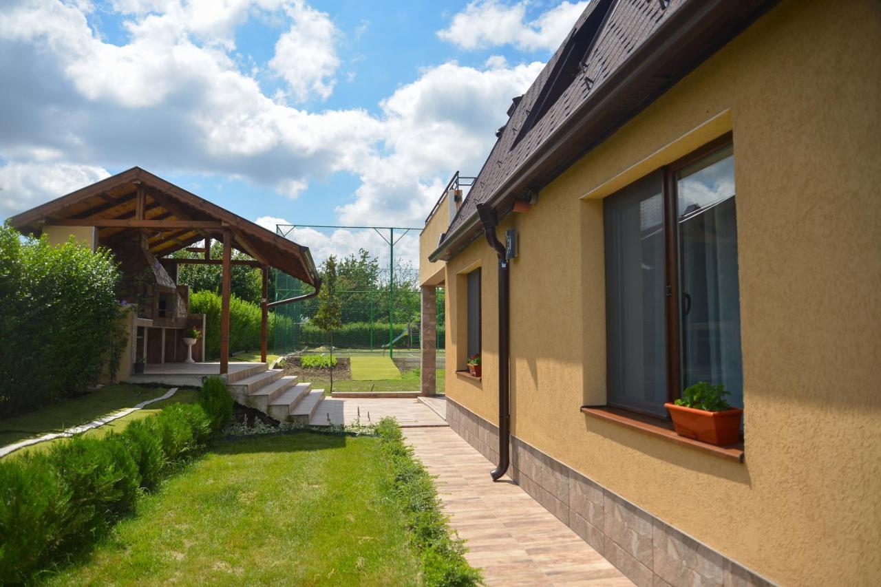 Guest House Erida Trastenik Εξωτερικό φωτογραφία