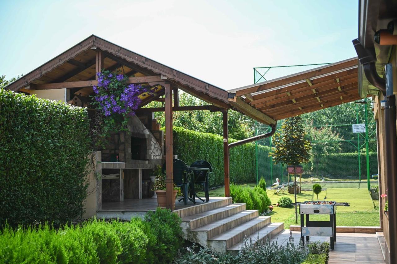 Guest House Erida Trastenik Εξωτερικό φωτογραφία