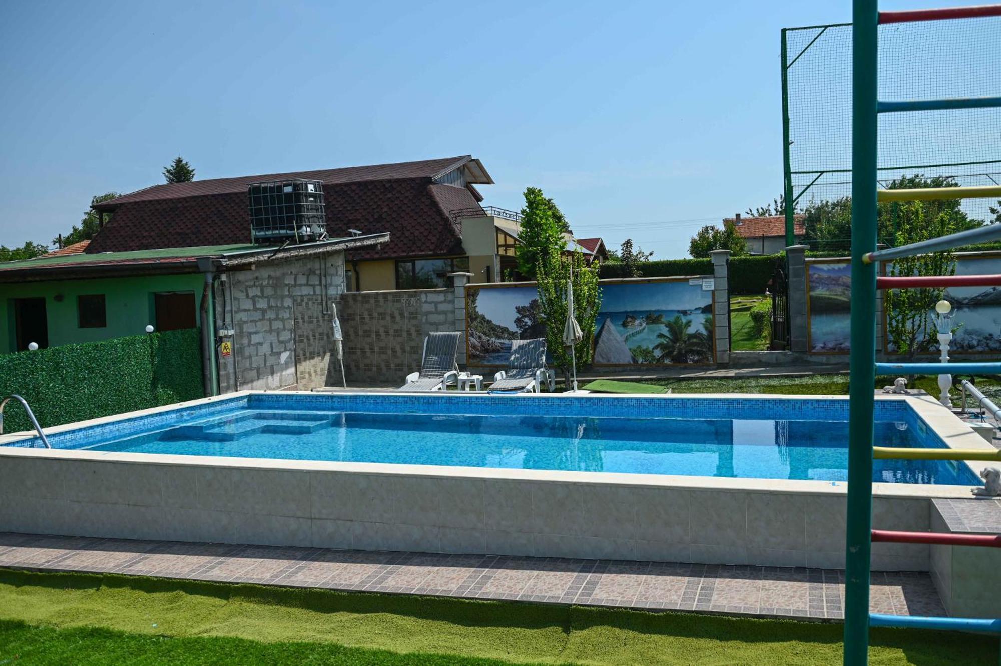 Guest House Erida Trastenik Εξωτερικό φωτογραφία